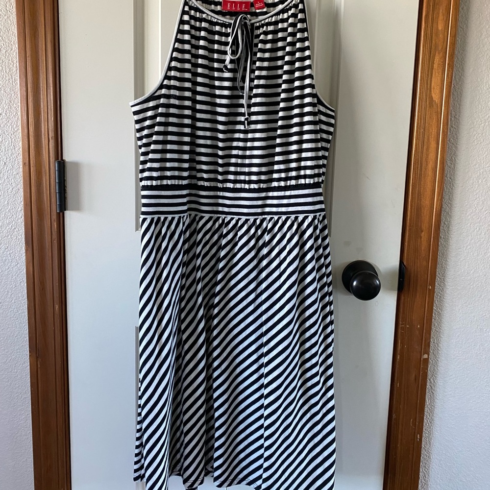 Womens Black & White Striped Dress